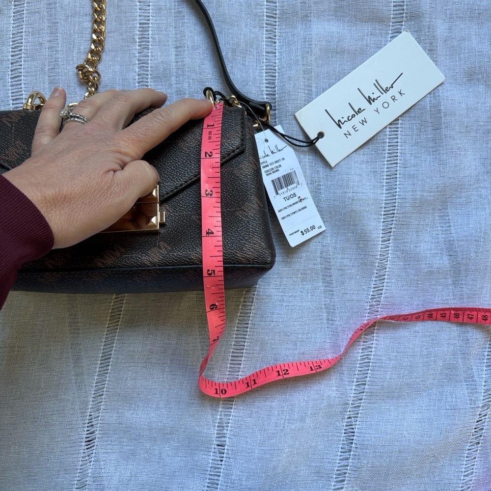 Nicole Miller Brown Logo Print Chain Shoulder Bag - Picture 12 of 14